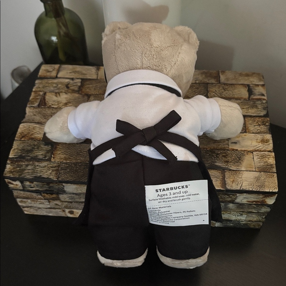 NWT Singapore STARBUCKS Bearista Bear 2024 Coffee Master Teddy Travel Logo Apron - Picture 5 of 12